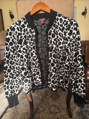 Vince Camuto Black and White Animal Print Open Cardigan